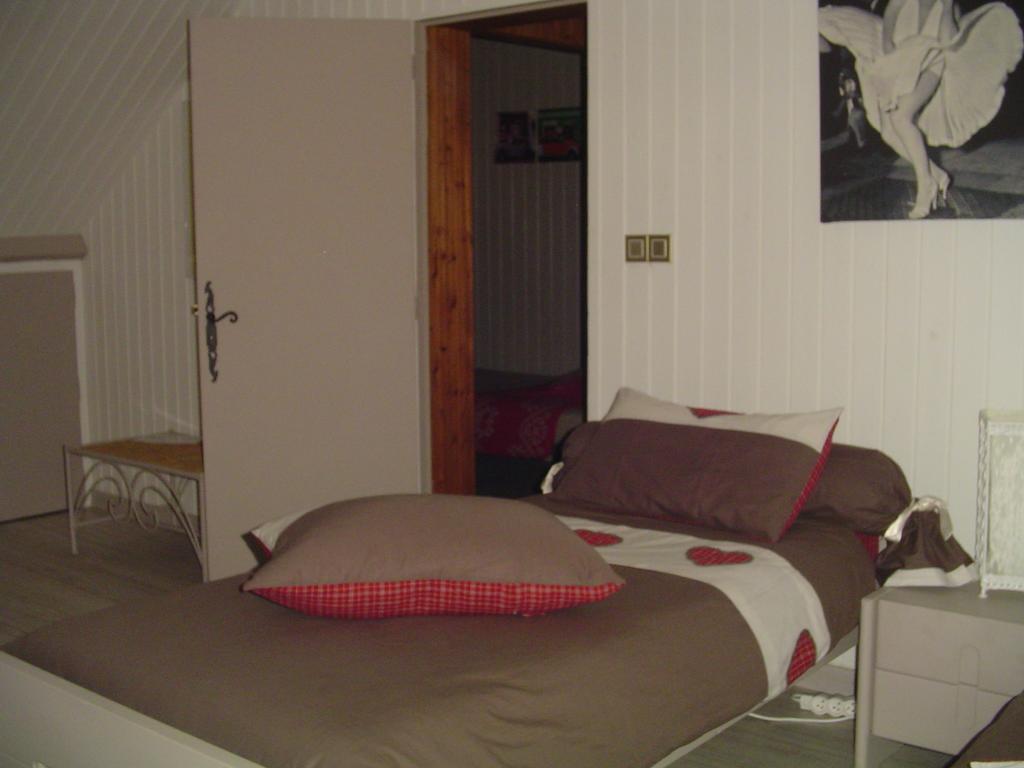 Chambre Crescia Vernouillet  Exteriér fotografie