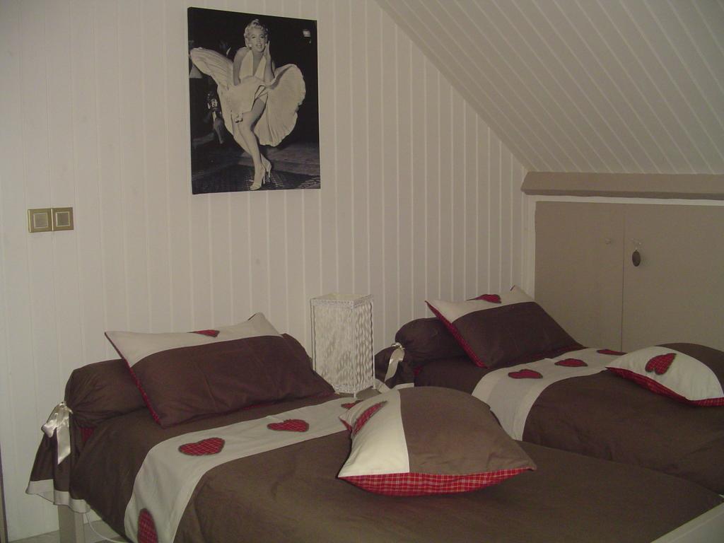 Chambre Crescia Vernouillet  Pokoj fotografie